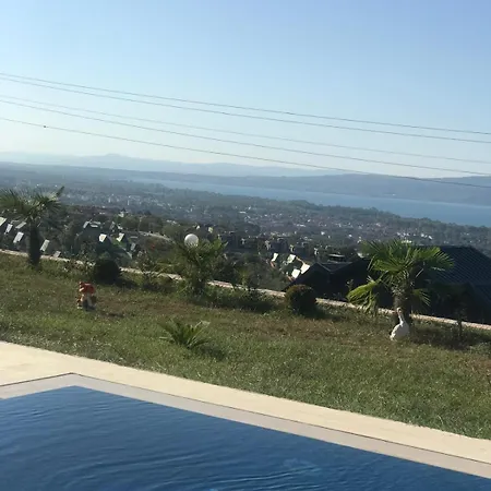 Villa Mynaturalvilla