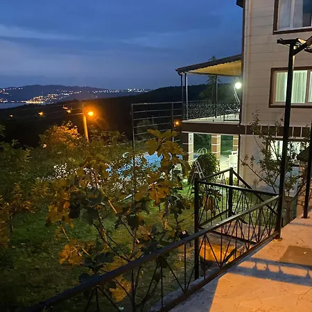 Villa Mynaturalvilla *